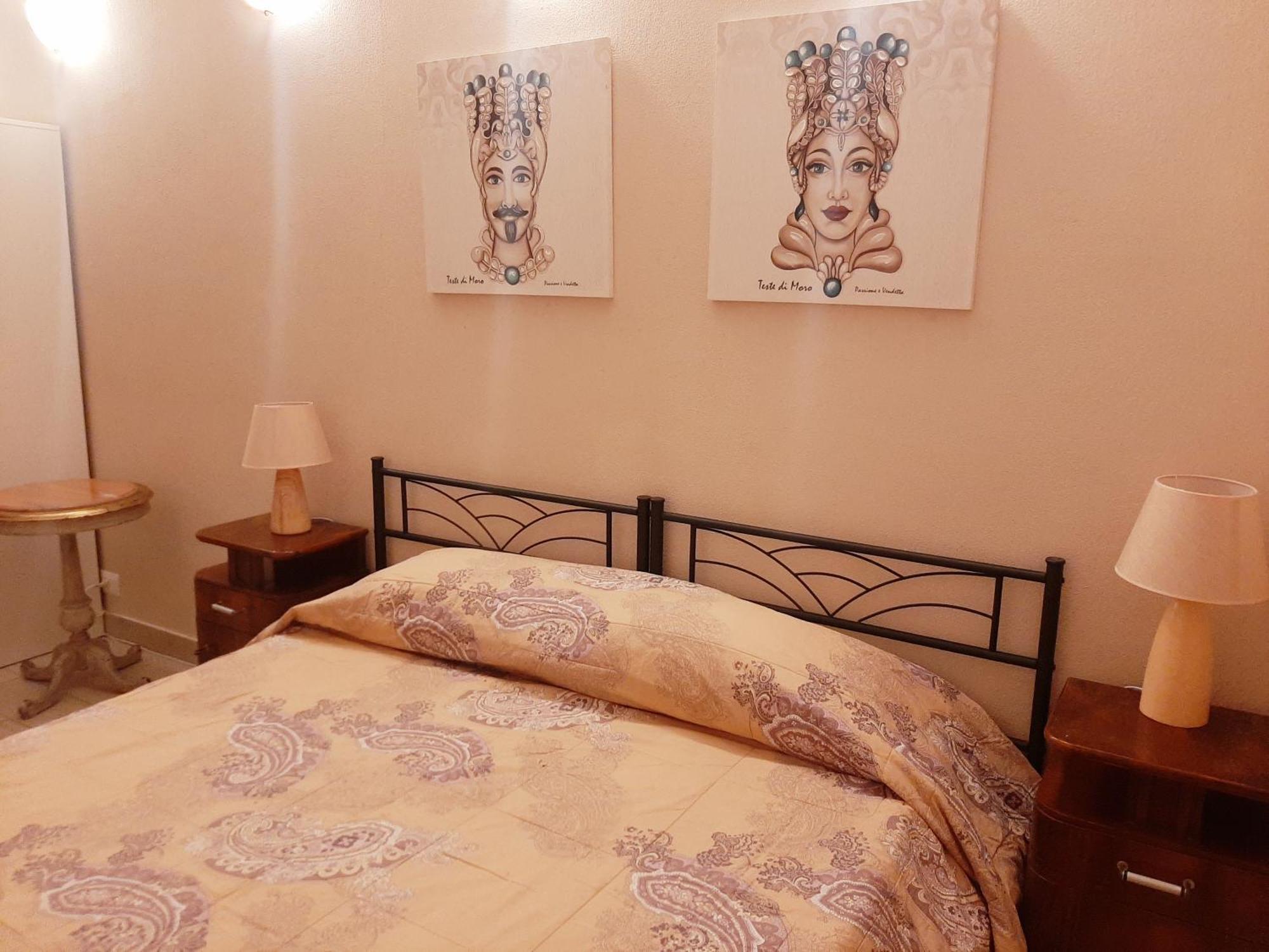 Bed and Breakfast San Nicolo House Aci Catena Exterior foto