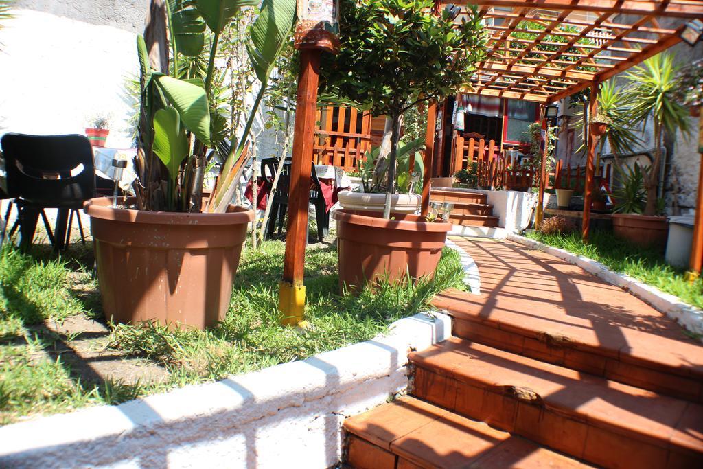 Bed and Breakfast San Nicolo House Aci Catena Exterior foto