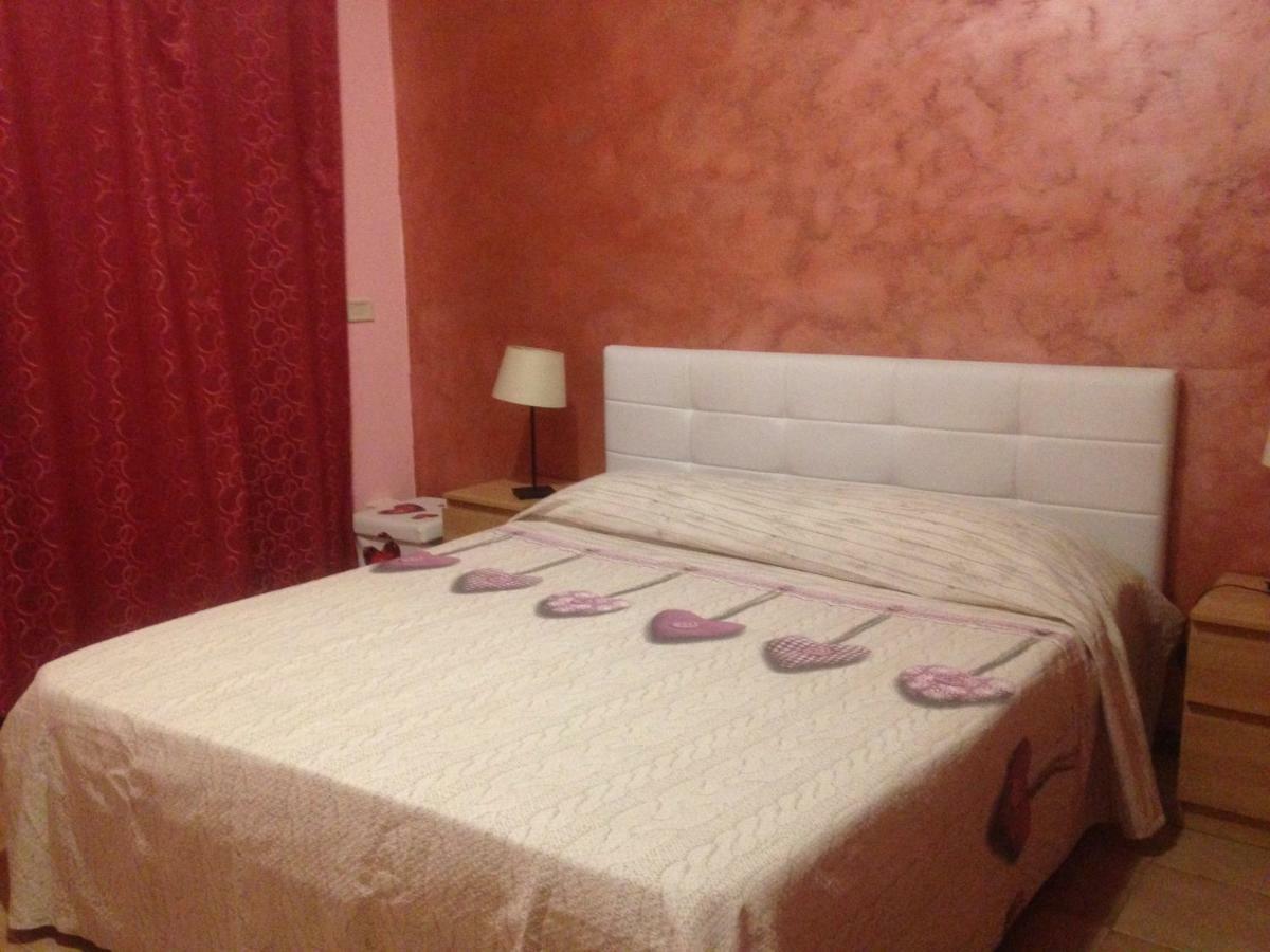 Bed and Breakfast San Nicolo House Aci Catena Exterior foto